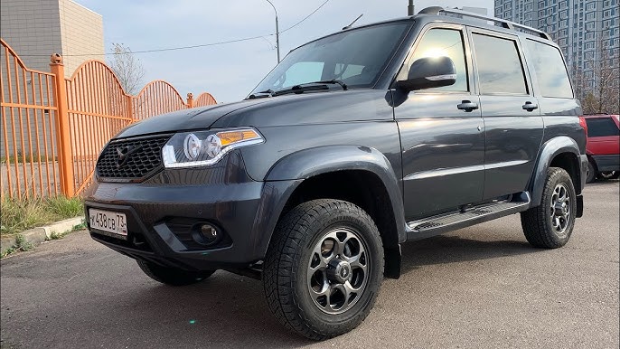 Tara Rid sikilib qoladi Smolensk fotosuratlari pornografik ekanligini angladim.