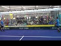 Un campo da padel nel negozio Decathlon del Parco Prato