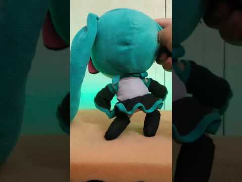 Miku hizo el Mini Mini 😍  #humor #miku