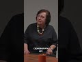 Эмодзи - ненужный элемент в тексте или ценный способ передачи эмоций? Мнения экспертов уже на канале