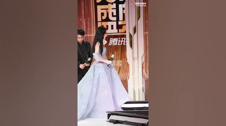 目光一直盯着刘亦菲裙子的可爱陈晓哥哥 ｜#刘亦菲 #陈晓   #梦华录 #赵盼儿 #顾千帆   | A Dream of Splendor #menghualu - DayDayNews