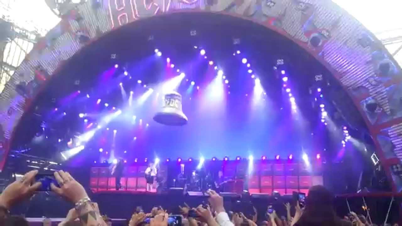 AC/DC - Hells Bells - YouTube