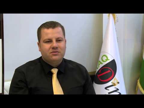الحكومة العراقية تدعم سعر صرف الدينار مقابل الدولار