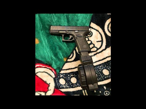 FREE Splurge Type Beat Switches On Glocks Freestyle 