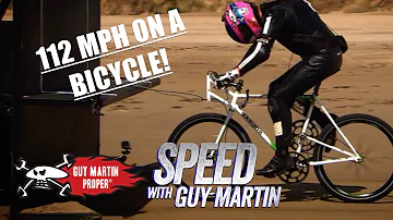 Jak rychle jel Guy Martin na tlačném kole?