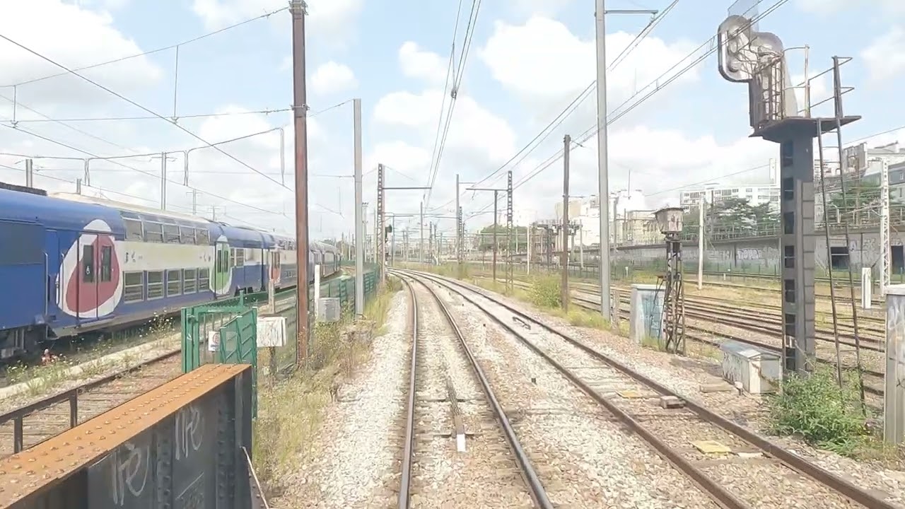 [Cab Ride] RER D Paris Gare de Lyon (Banlieue) à Stade de France - Saint-Denis (Dégarage + Garage)
