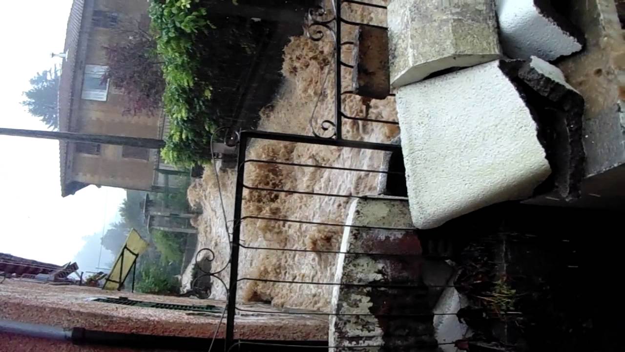 alluvione-genova-montoggio-2-onda-di-piena-youtube