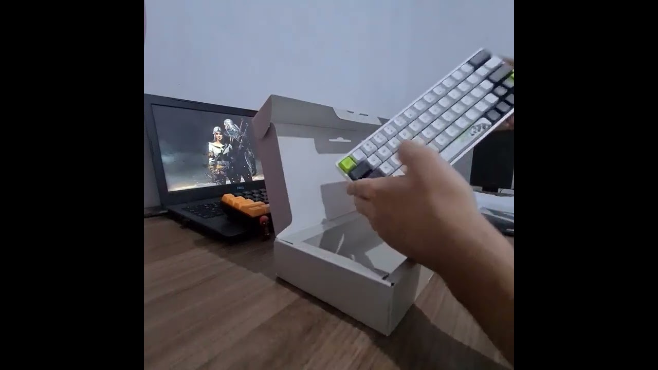 Unboxing Teclado Epomaker Sk64 Panda