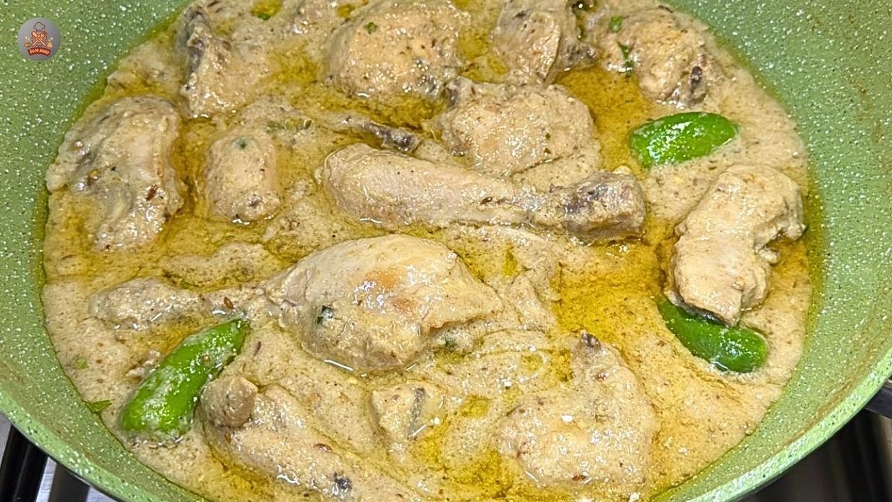 White Chicken Korma with Silky Smooth Gravy | White Shahi Chicken Gravy by iFood Mania