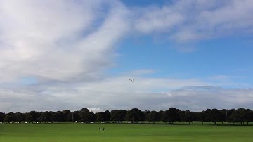 Trex 550 V2 3GX - Practice loops,inverted, rolls Roundhay park Leeds 13Oct12