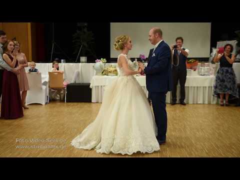 Hochzeitstanz Hochzeitswalzer in Bayern von Ilona & Robin