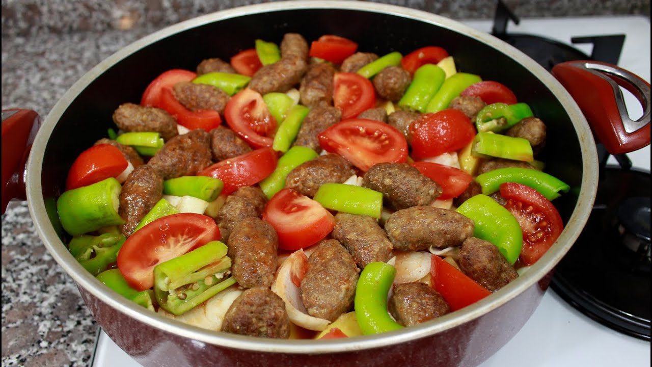 Tavada Çok Pratik, Çokta Lezzetli Sebzeli Köfte Yemeği Tarifi Tavada Çok Pratik, Çokta Lezzetli Sebzeli Köfte Yemeği Tarifi