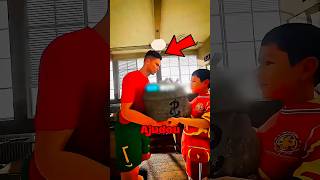 😱 O menino perdido no tsunami usava a camisa do Ronaldo… e isso aconteceu depois! 🌊⚽