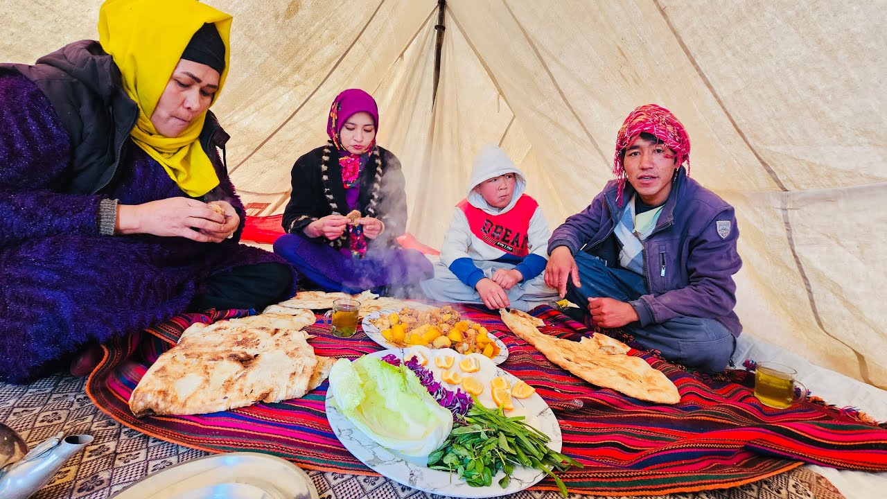 Surviving a Freezing Winter in a Tent | Cooking Potatoes with Chicken | Rural Life