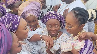 SEE HOW OONI OF IFE NEW OLORI ADERONKE ADEMILUYI SHOWCASE HER DANCING STEPS TO OONI AND IFE PEOPLE