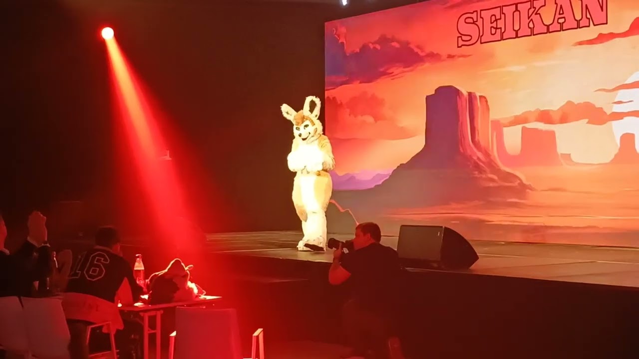 FBL13 - Fursuit Dance Contest - Seikan