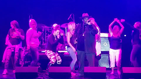 Sir-Mix-Alot - Baby Got Back live in Spokane, Washington