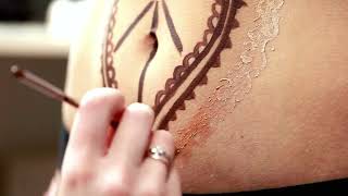 Hena Art on Belly Button | Navel Play