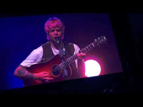 Video Its Raining Here This Morning (Live)