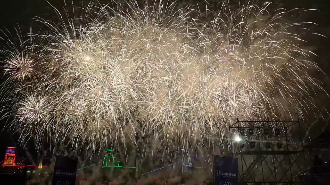 世界のおすすめ花火大会13選 ほぼ毎月開催される大規模イベントを見逃すな Halohalo Travel