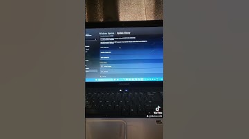 Running Windows 11 (Canary Channel) Insider Preview on a Compaq Presario CQ61 final demo part 6