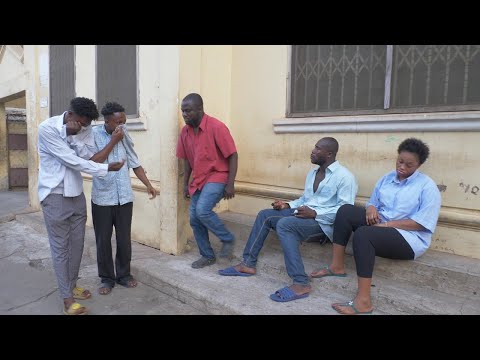 ?ODO MA NIPA GYIMI AMPA? SEE HOW ACABENEZER IS TREATED BY HIS FRIENDS BECAUSE OF LOVE?