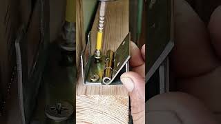 How to Create a Unique Automatic Folding Door Hinge