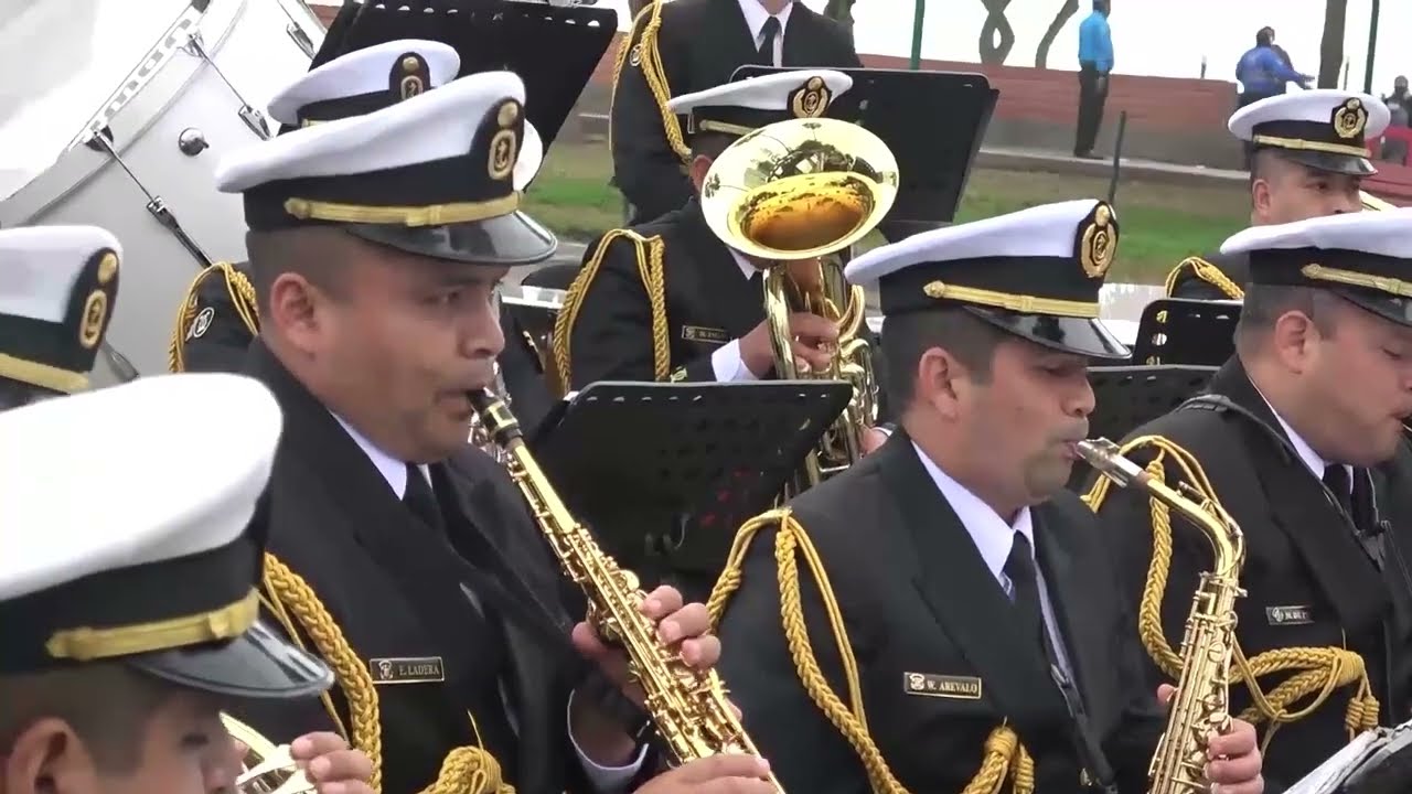 Banda Sinfônica da Marinha Peruana - La Concheperla.