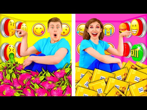 1000 Mystery Buttons Challenge Only 1 Lets You Escape | Crazy Challenge by PaRaRa