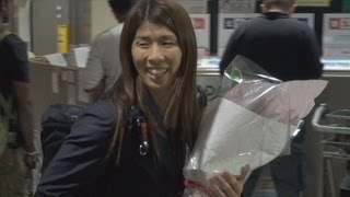 「すごく幸せ」 吉田沙保里が帰国会見
