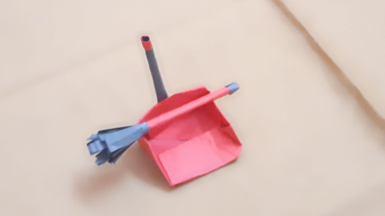 HOW TO MAKE A MINI BROOM AND DUSTPAN|crafts with paper|S.A creations
