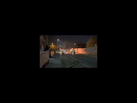 RIOTING IN DERRY/LONDONDERRY 18.4. 19 - petrol bombs thrown at police  - please like and subscribe