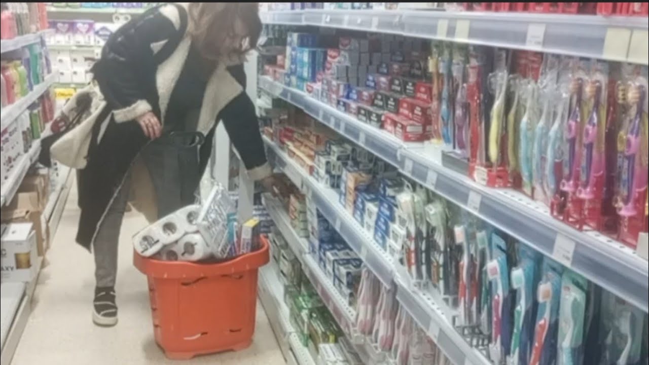 سبب غيابي غصبا عني😢هذا كفاش نتصرف في مصروف داري  بديت نرتاح من  قضية رمضان من غير برشا ضغط