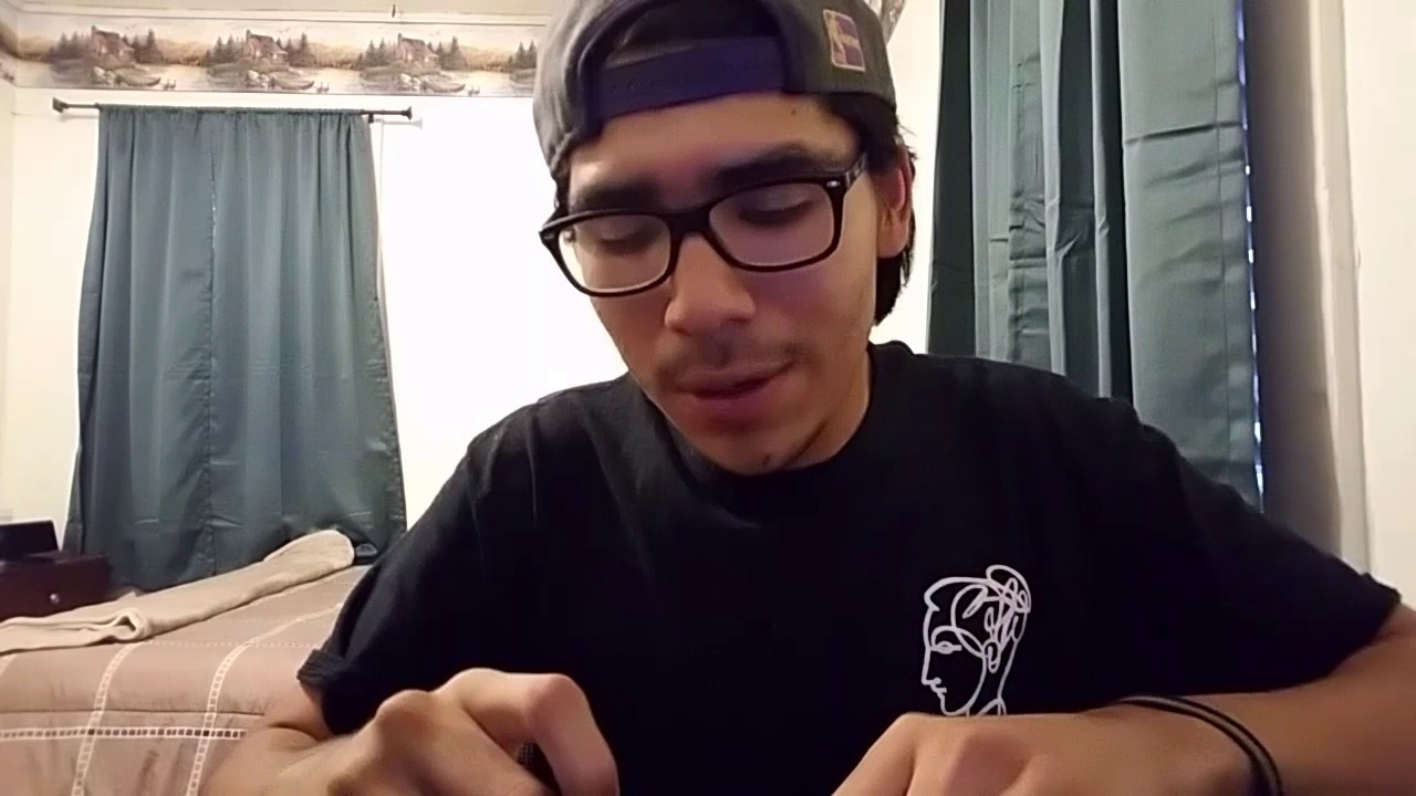 Let's Roll One(Pure Hemp Rolling Paper Review)