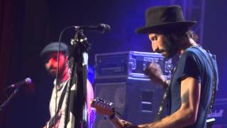 Miniatura de vídeo de "LEIVA -  Animales - Básico Opel Corsa - 40 Principales (17/06/2014)"