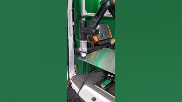 Phil runs a program demonstrating the speed and accuracy of our Kassow Robots KR810 cobot.