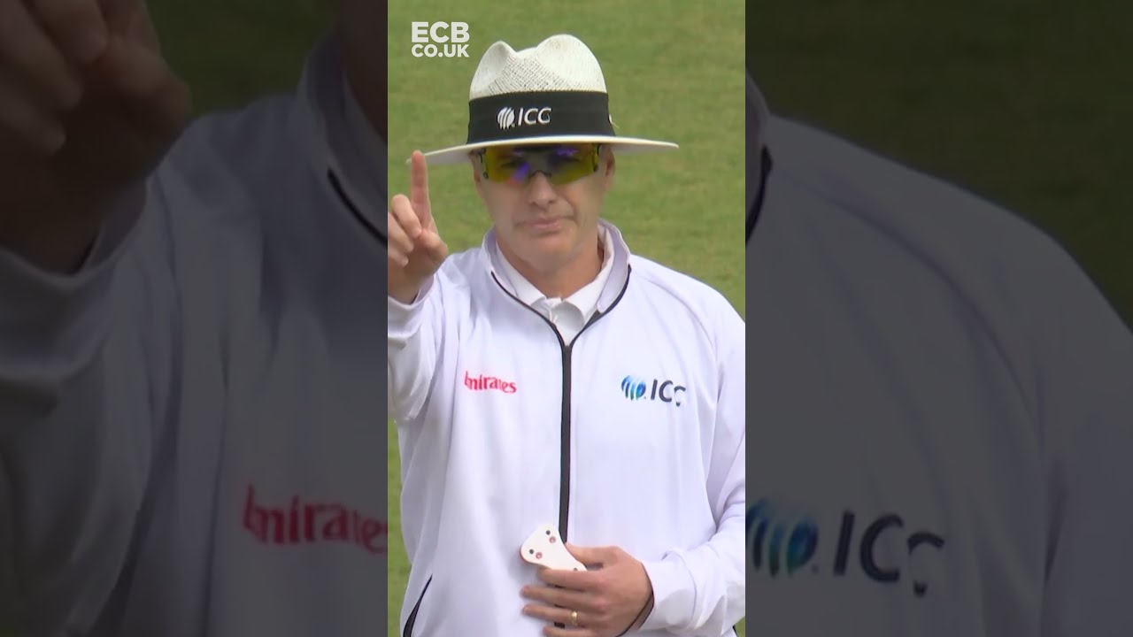 1st Ball of The Match! ☝️