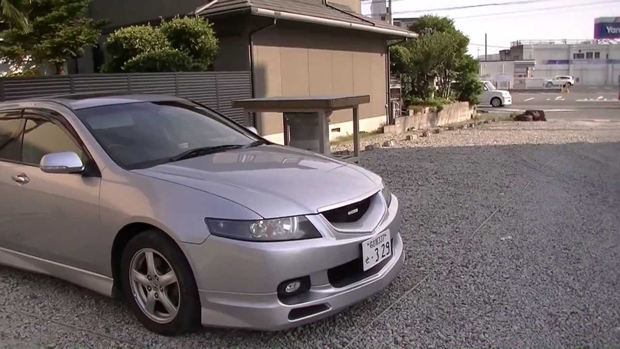 A playful introduction to the Accord Wagon - YouTube