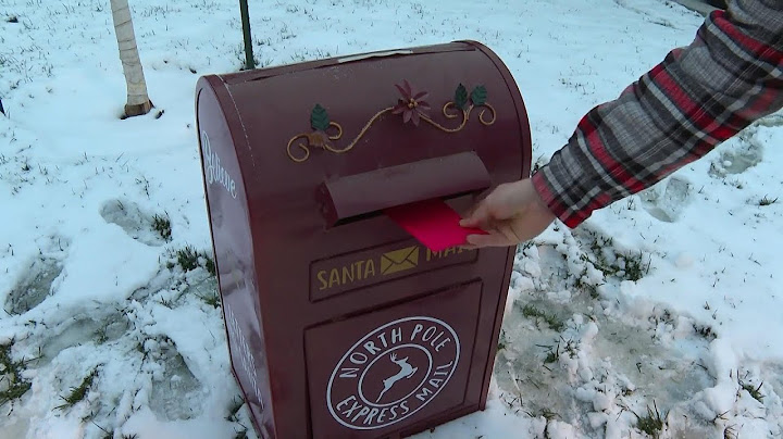 Santa Gets Help Answering Letters From Iowa Couple