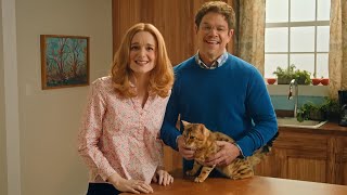 This Cat Litter Commercial Gets More Unhinged Every Second 😂