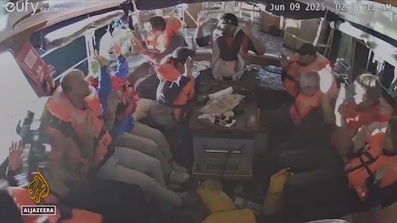 إسرائيل تستولي على سفينة مادلين: نقل النشطاء إلى أشدود