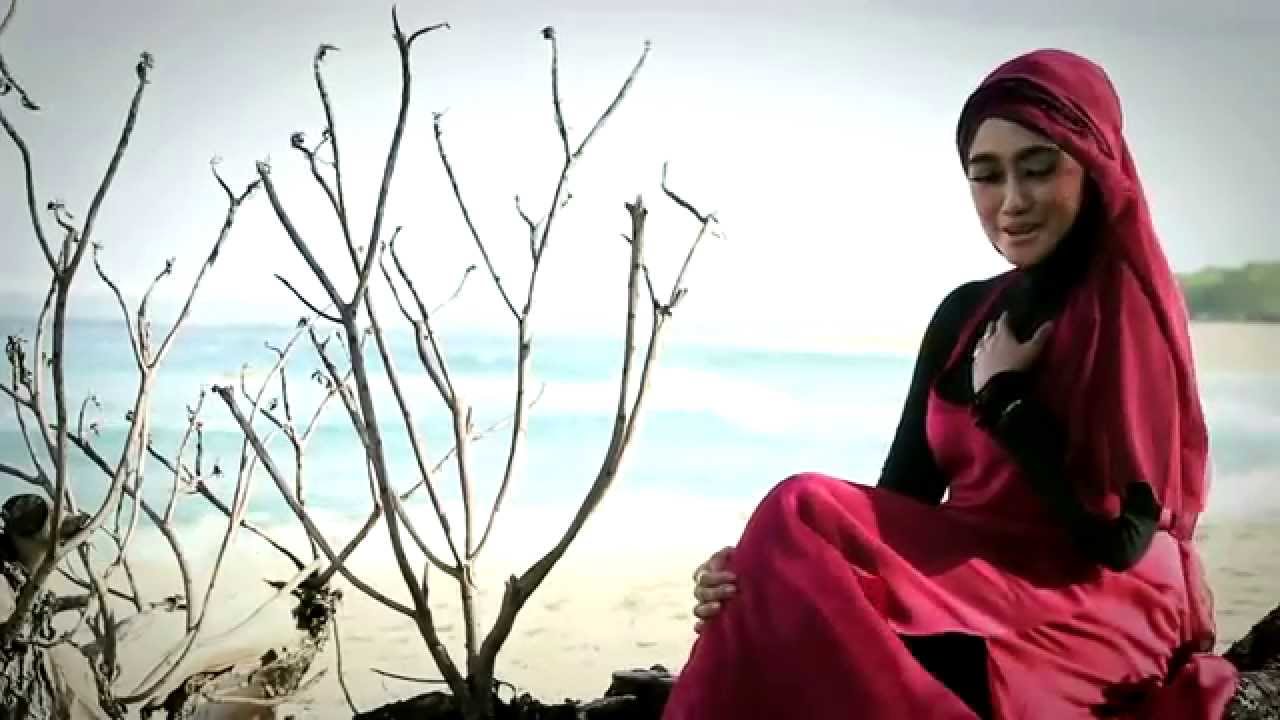 Natasha Pramudita - Wanita Terindah feat Irwan [Jamrud ...
