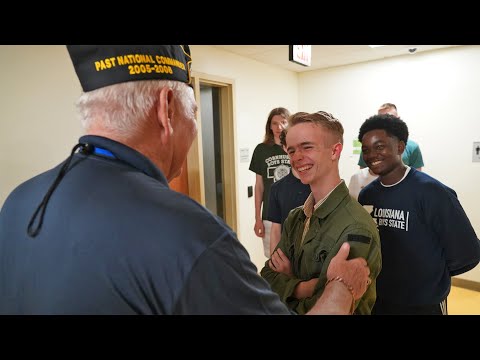 Senators arrive in for 2022 American Legion Boys Nation