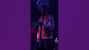 اقوه لايف عصام صاصا سلام يادنيا هبعد وعيش مع حالي الجديد 