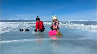 Путешествие по льду Байкала | День второй | Ловим омуля | Любуемся льдом