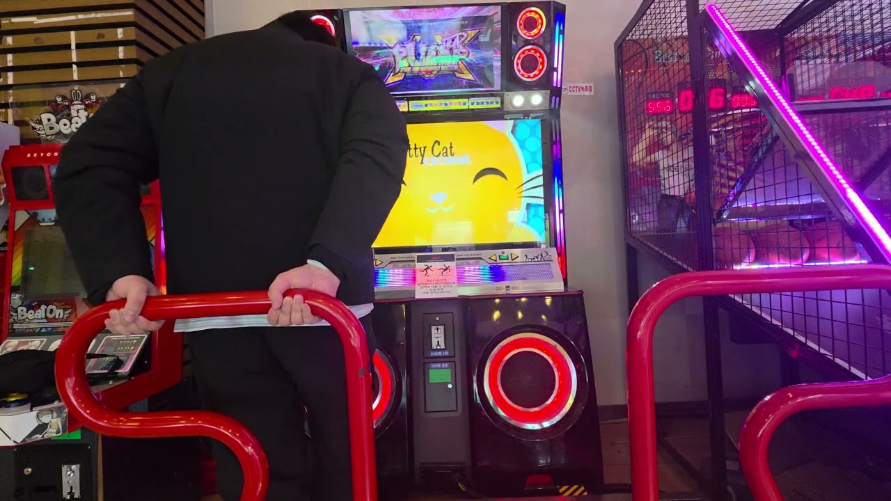 2026년 2월 25일 불광 CGV 게임 토피아 펌프 잇 업 Kitty Cat 플레이 영상 2 #펌프잇업 #kitty #고양이 