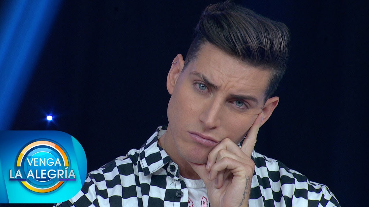 Agustín tuvo una sanción por hacer playback en su número anterior ...