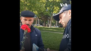 Masallı Rayonu Sakini Şikayətini Bildirmək Üçün 10 May Tarixində Heydər Əliyevin Heykəlinə Baş Çəkib