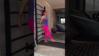 Get mobility & flexibility #mobility #flexibility #stretching #mobilitydrills #resistancebandworkout