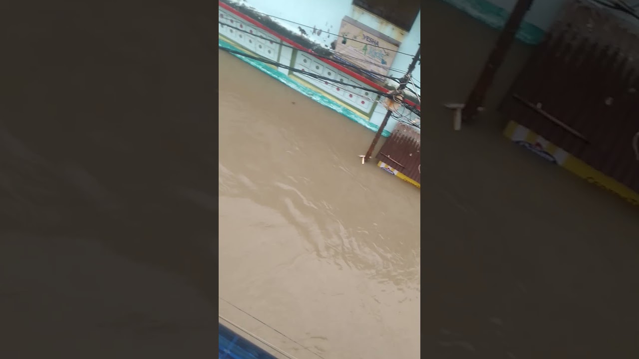 Asansol flood 30/09/2021, Railpar Sitla Danga near national marriage Hall (Siddiqui bridge)